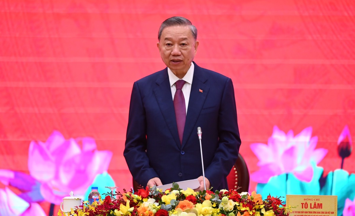Tổng Bí thư, Chủ tịch nước Tô Lâm nói về đường lối đối ngoại của Việt Nam tại họp báo, sáng 3.8. Ảnh: T.Vương