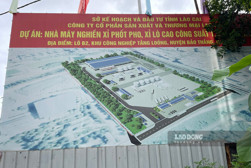 It is known that the Phosphorus and Blast Furnace Slag Crushing Plant Project with a capacity of 1 million tons/year is invested by Lao Kay Production and Trading Joint Stock Company. The project has completed investment and construction procedures. While constructing the Silo section of the factory, the above labor accident occurred.