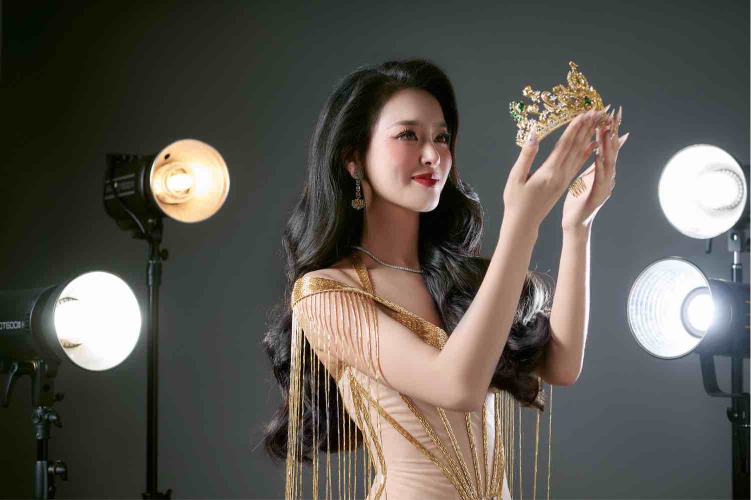 Á hậu Bùi Khánh Linh. Ảnh: NVCC