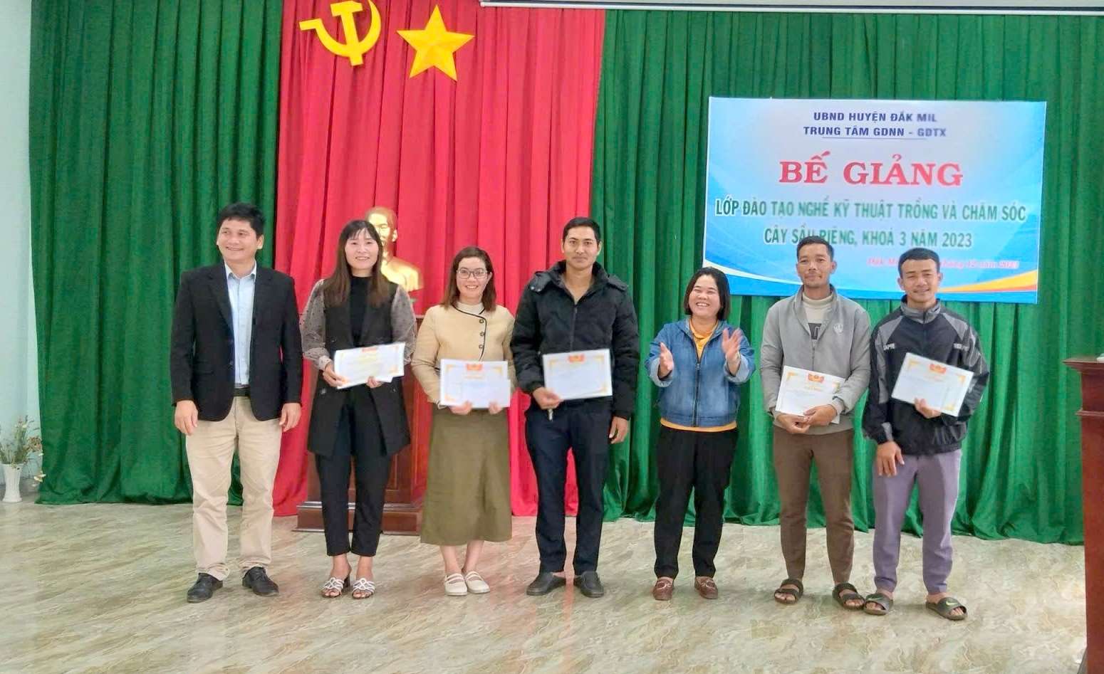 Các học viên khi tham gia học nghề tại Trung tâm Giáo dục nghề nghiệp - Giáo dục thường xuyên huyện Đắk Mil sẽ được miễn 100% học phí học nghề sơ cấp. Ảnh: Bảo Lâm