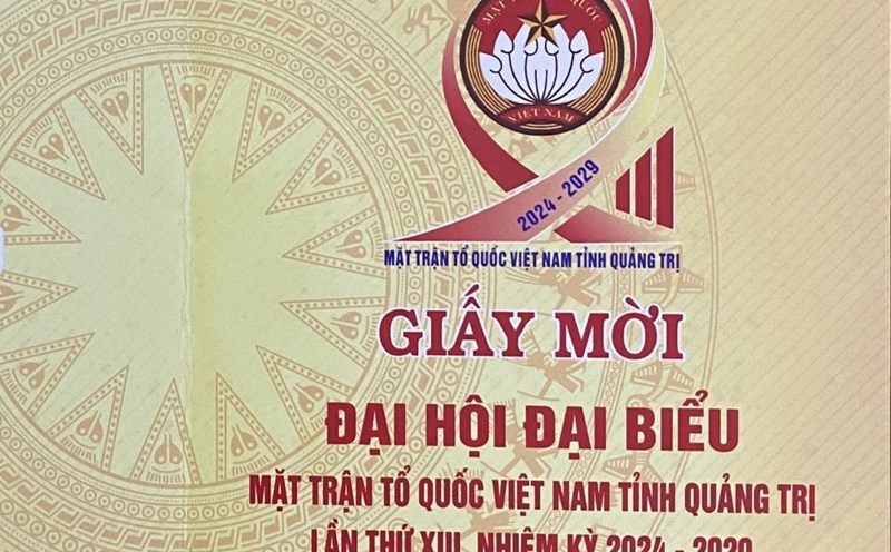 In the invitation to the Congress of delegates of the Vietnam Fatherland Front Committee of Quang Tri province, it was emphasized that the congress would not receive congratulatory flowers. Photo: Hung Tho.