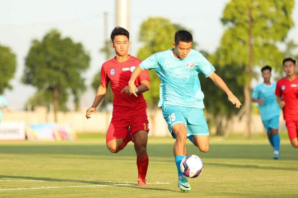 PVF (blue shirt) won against Ho Chi Minh City. Photo: VFF