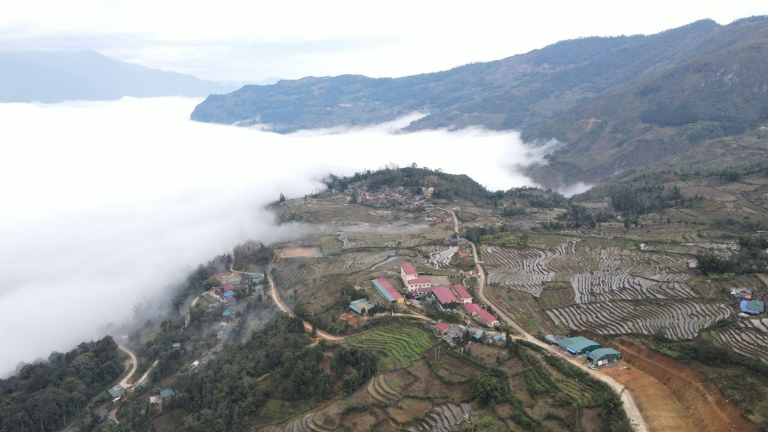 The beauty of Y Ty seen from above. Photo: Nguyen Hai