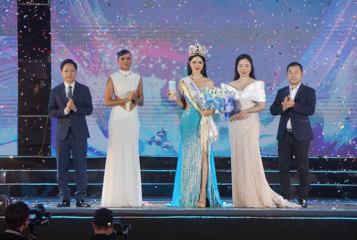 Người đẹp Hải Dương đăng quang Hoa hậu Du lịch Việt Nam 2024. Ảnh: Đoàn Hưng