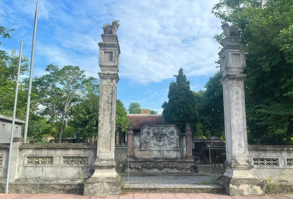 Đền thờ Lê Bôi ở xã Tùng Ảnh, huyện Đức Thọ. Ảnh: Quốc Tuấn