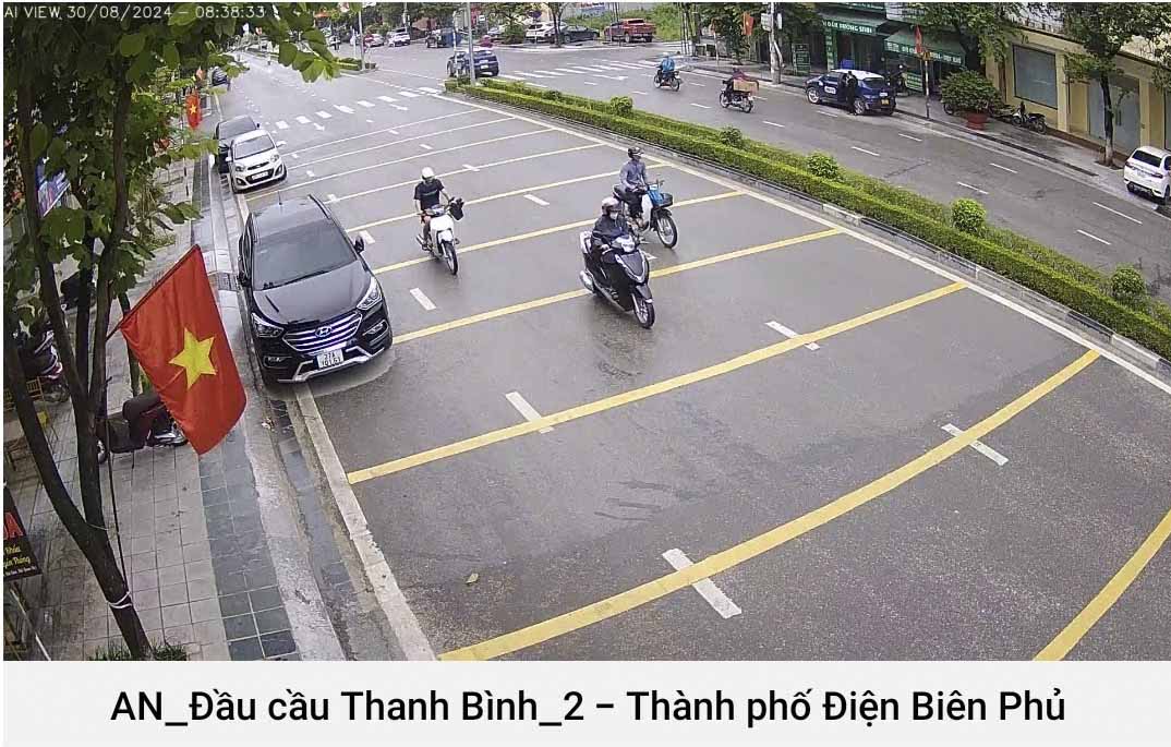 Hình ảnh qua camera giám sát tại khu vực đầu cầu Thanh Bình, TP Điện Biên Phủ.