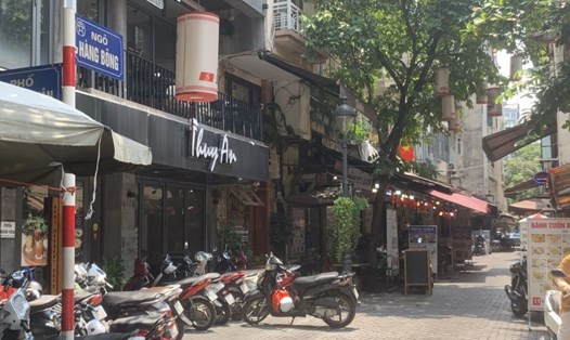 Ngõ Hàng Bông. Ảnh: Hải An