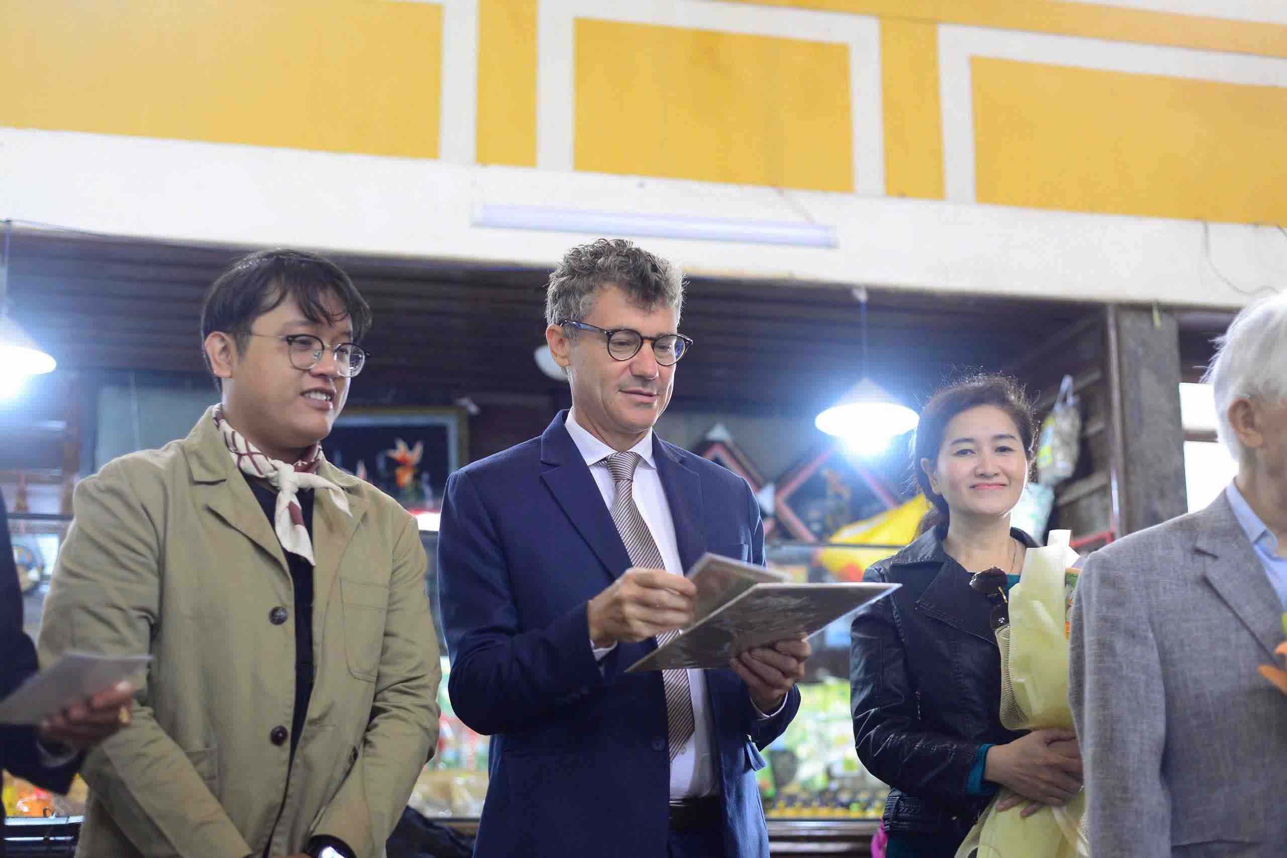 Bản đồ du lịch nghệ thuật là công cụ giúp ích rất nhiều cho du khách khi đến Đà Lạt 
Ảnh: Anh Tùng

