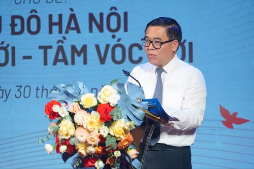 Mr. Do Dinh Hong - Director of Hanoi Department of Culture, Sports and Tourism spoke at the award ceremony of the contest. Photo: Organizing Committee