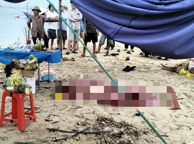 Lực lượng chức năng tìm thấy thi thể em T mất tích chiều 30.8. Ảnh: H. Đặng