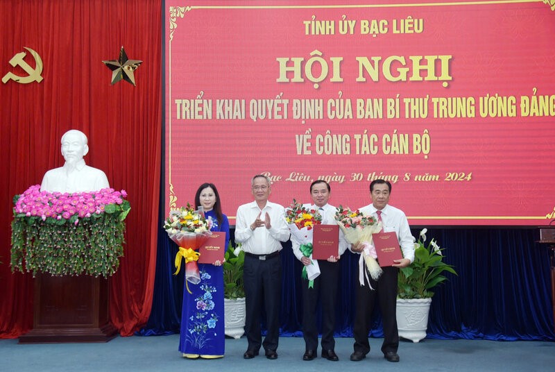 Bạc Liêu triển khai quyết định về công tác cán bộ của Ban Bí thư. Ảnh: Nhật Hồ
