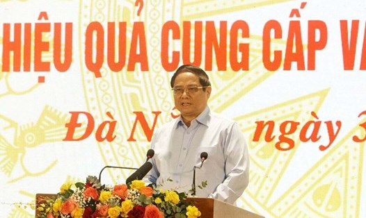Thủ tướng Chính phủ Phạm Minh Chính chủ trì Hội nghị về dịch vụ công trực tuyến. Ảnh: Mai Hương