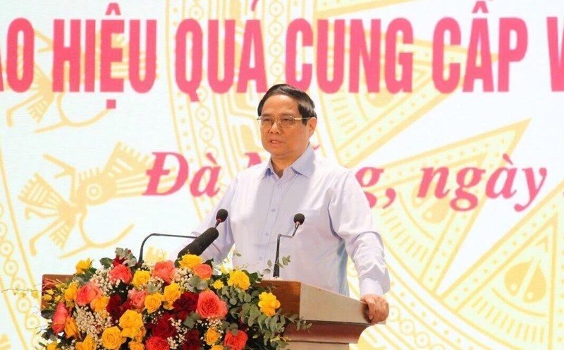 Thủ tướng chủ trì Hội nghị trực tuyến toàn quốc chuyên đề "Nâng cao hiệu quả cung cấp và sử dụng dịch vụ công trực tuyến". Ảnh: Mai Hương
