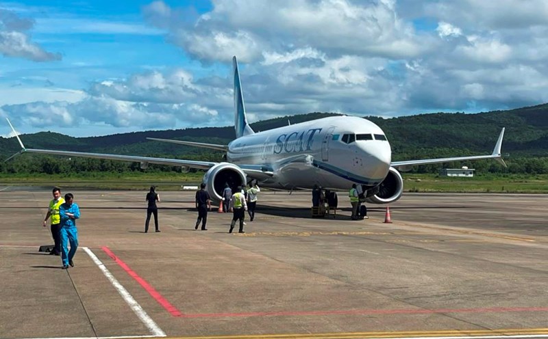 Phú Quốc nhộn nhịp đón các chuyến bay trong nước và quốc tế, đặc biệt lượng khách quốc tế tăng mạnh trong thời gian qua. Ảnh: Xuân Nhi