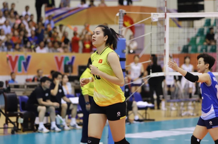 Nguyen Thi Trinh is a candidate for the title of "Best Middle Blocker" of VTV Cup 2024. Photo: Chi Tran