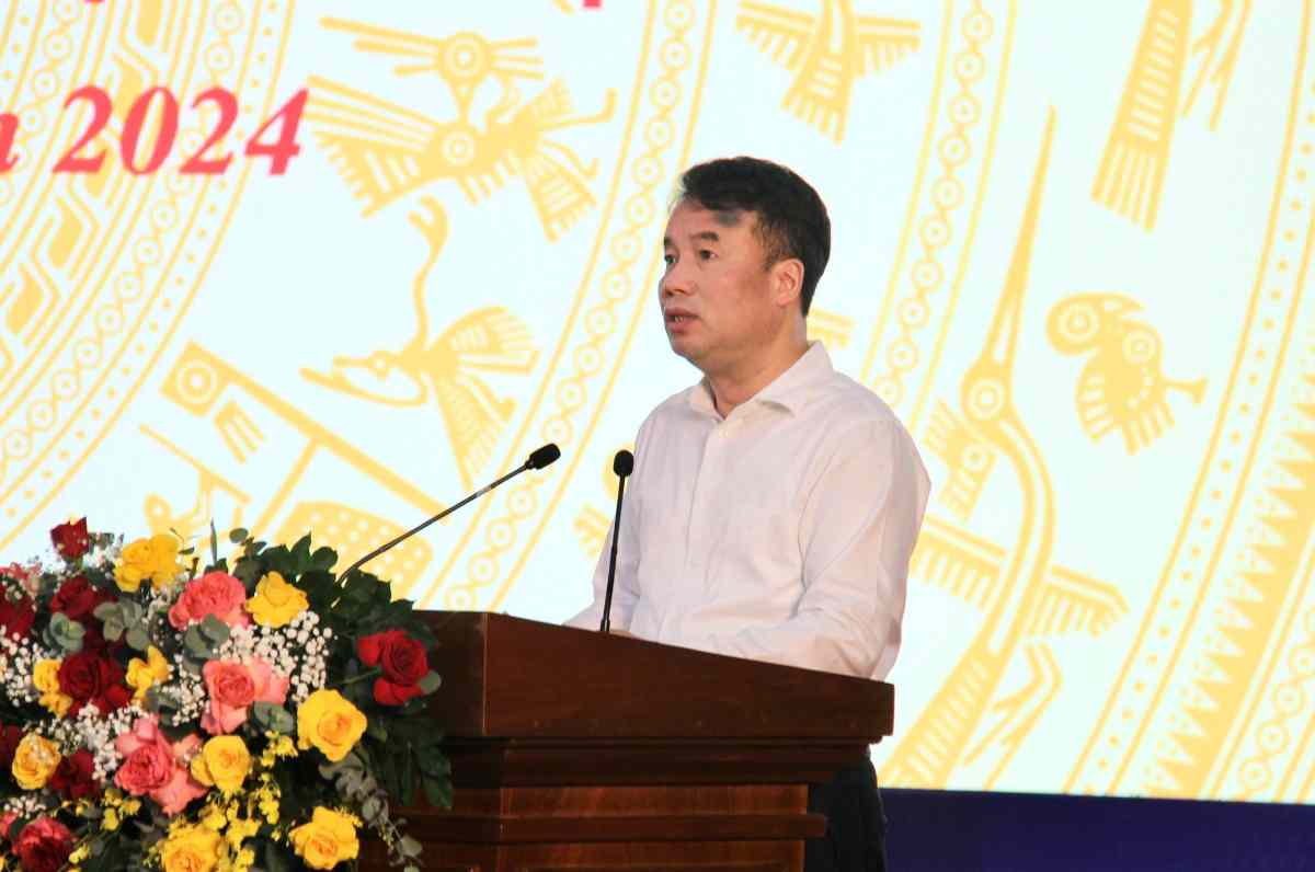 General Director of Vietnam Social Security Nguyen The Manh speaks at the conference. Photo: Vietnam Social Security