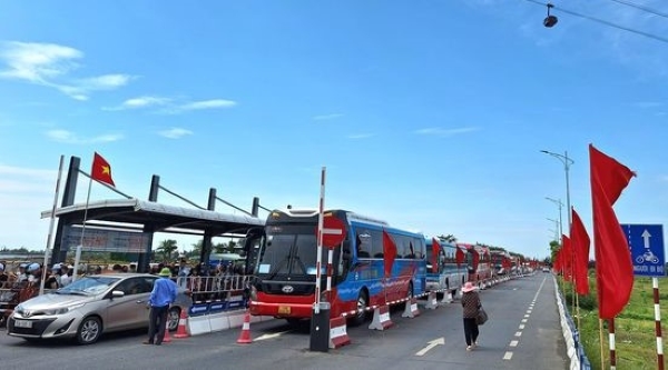 Bến phà Đồng Bài, Hải Phòng không xảy ra tình trạng ùn tắc.  Ảnh: Trung tâm Văn hóa - Thông tin và Thể thao huyện Cát Hải