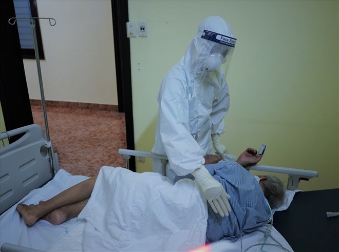 Theo Bộ Nội vụ, Nghị định số 29/2023/NĐ-CP quy định về tinh giản biên chế trong đó có nêu rõ về trường hợp bị bệnh hiểm nghèo. Ảnh minh họa: Anh Tú