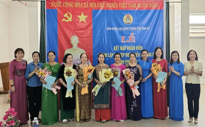 Nghiệp đoàn Tiểu thương chợ Tam Kỳ ra đời sẽ là điểm tựa cho đoàn viên, tiểu thương lúc khó khăn. Ảnh: Lê Thu