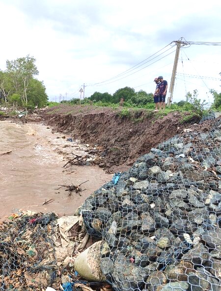 Vị trí sạt lở đê biển đông Bạc Liêu tháng 8.2024. Ảnh: Nhật Hồ