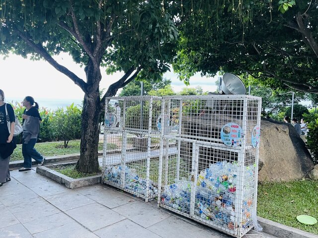 A plastic waste collection point at Linh Ung Pagoda (Son Tra district). Photo: Mai Huong