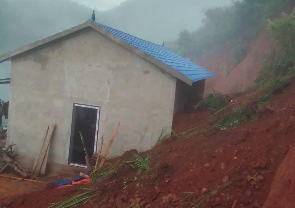 Hiện trường vụ sạt lở rạng sáng 5.8 tại xã Tạ Khoa, huyện Bắc Yên khiến 3 người thương vong. Ảnh: Người dân cung cấp