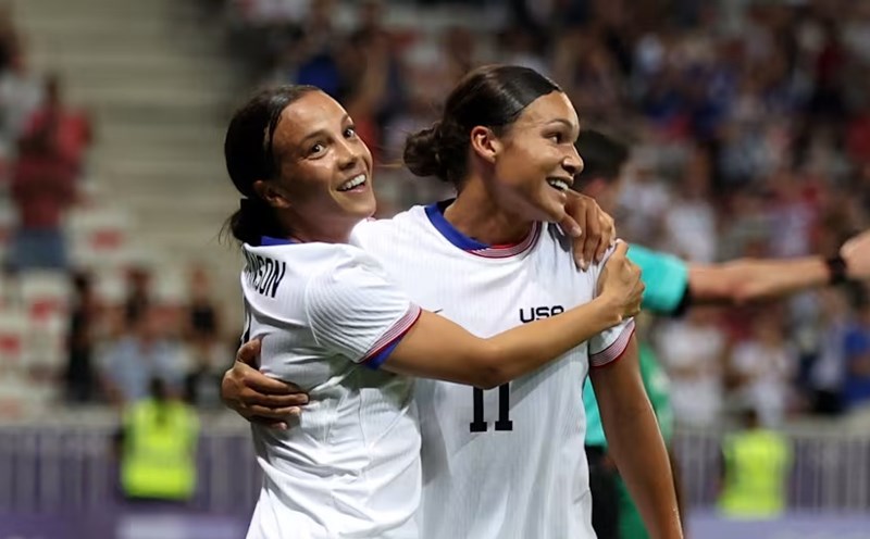 Tuyển nữ Mỹ đối đầu Đức ở bán kết Olympic 2024. Ảnh: Olympic
