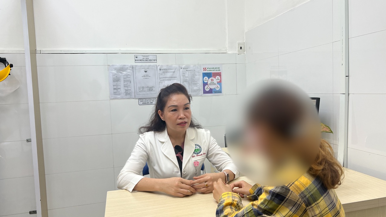 Nhiều người còn rất trẻ mắc bệnh tình dục. Ảnh: NGUYỄN LY