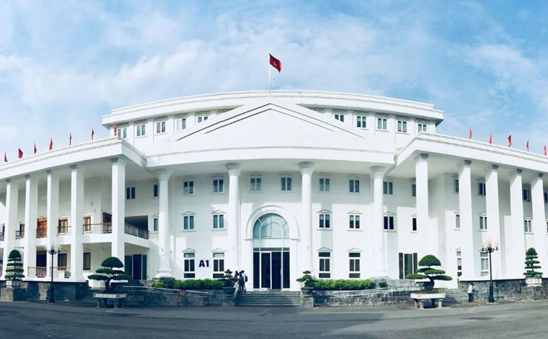 Trường Đại học Hà Nội đã thông tin mức học phí năm học tới và điểm chuẩn các ngành 2 năm gần nhất. Ảnh: HANU