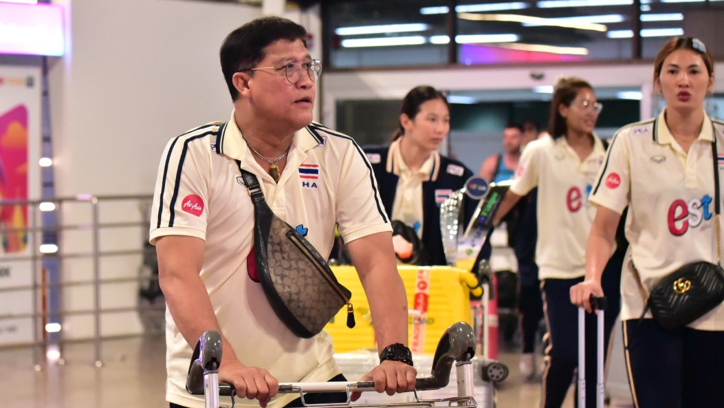 Thai women's volleyball team returns home. Photo: SMM Volleyball