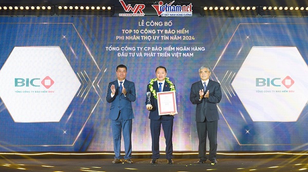 Tổng Công ty Bảo hiểm BIDV (BIC) được vinh danh ở vị trí thứ 5 trong Bảng xếp hạng 10 Công ty Bảo hiểm phi nhân thọ uy tín nhất Việt Nam.