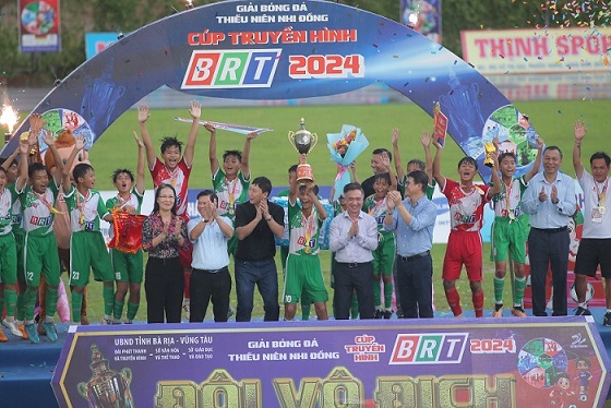 Youth tournaments are receiving a lot of attention from leaders at all levels. Photo: Dinh Thao
