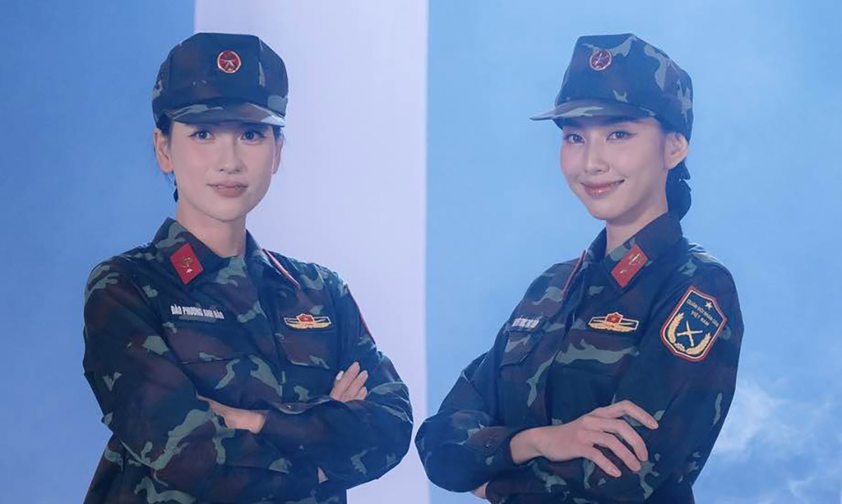 Phương Anh Đào và Thùy Tiên trong chương trình Sao nhập ngũ.