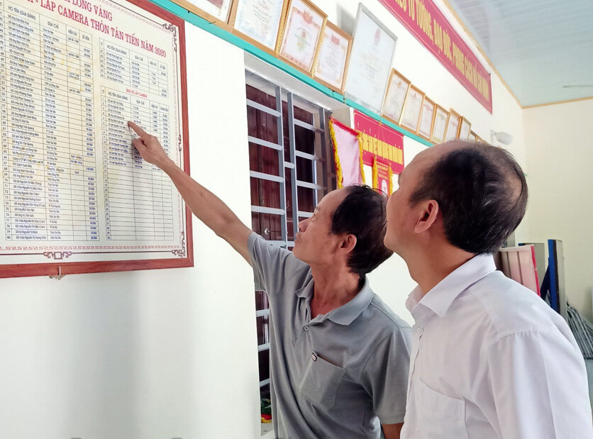 Trưởng thôn ở các miền núi phía Bắc có mức phụ cấp khác nhau. Ảnh: Báo Hòa Bình