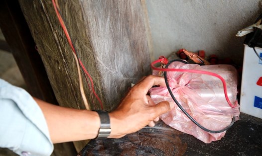 Hàng trăm hộ dân ở Quảng Bình đang trong tình trạng thiếu điện lưới quốc gia. Ảnh: Công Sáng