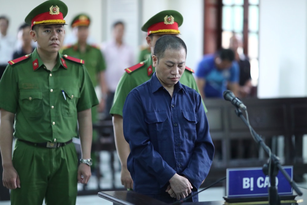  Tuyên án người tự xưng đại đức Thích Tâm Phúc. Ảnh: Anh Tú
