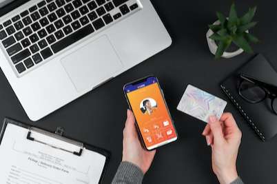 SHB cộng thêm lãi suất lên đến 1%/năm cho khách hàng gửi tiết kiệm online. Ảnh: SHB