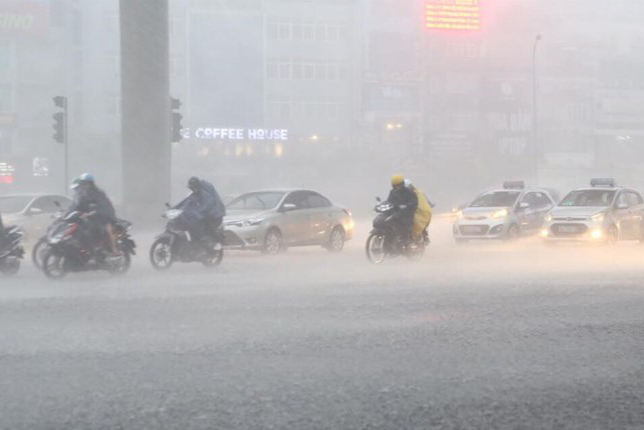 Dự báo thời tiết khu vực vùng núi Bắc Bộ có mưa to đến rất to thời điểm chiều tối 7.8. Ảnh: Tô Thế