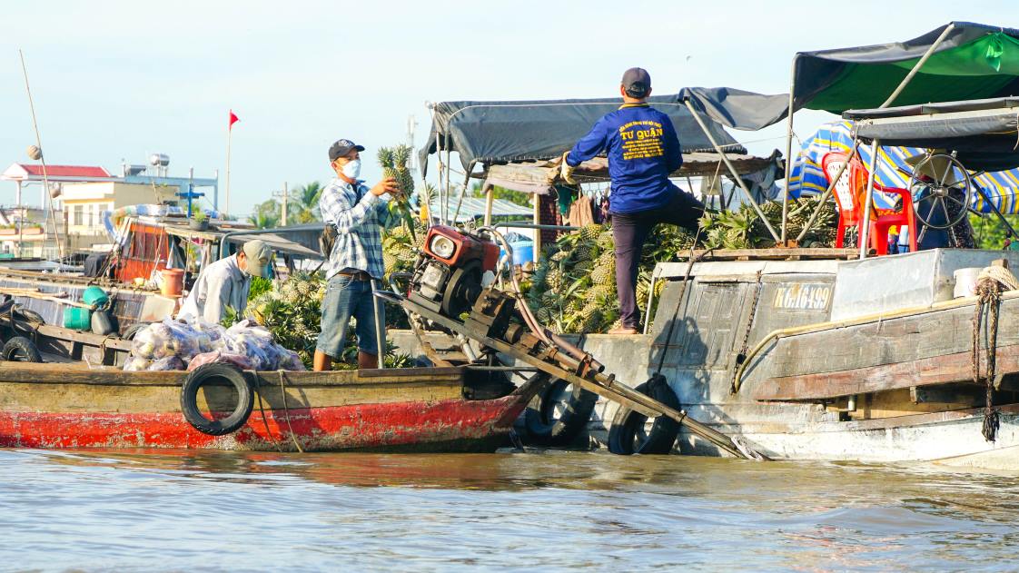 Chợ nổi Cái Răng