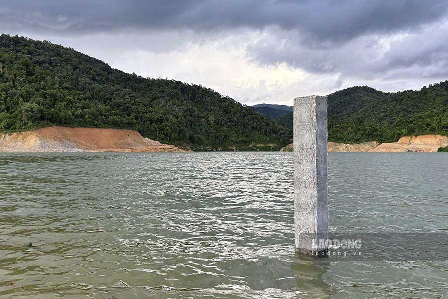 At the same time, it will create additional water flow for the Nậm Rốm River during the dry season, reducing pollution and creating a scenic landscape for Điện Biên Phủ City.