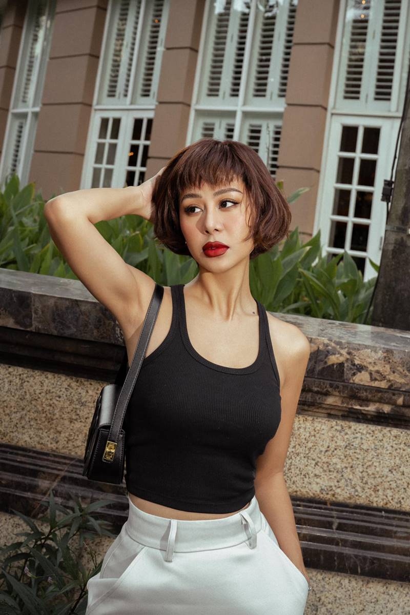 Nam Thư is directly called out by name to confront the accuser. Photo: Facebook character