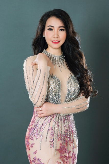 After winning the Hoa hậu Di sản Áo dài phụ nữ Việt Nam qua ảnh 2024 contest, Runner-up Nguyễn Thị Đoàn said she has many plans to participate in fashion shows featuring áo dài to spread love for áo dài to the audience.   