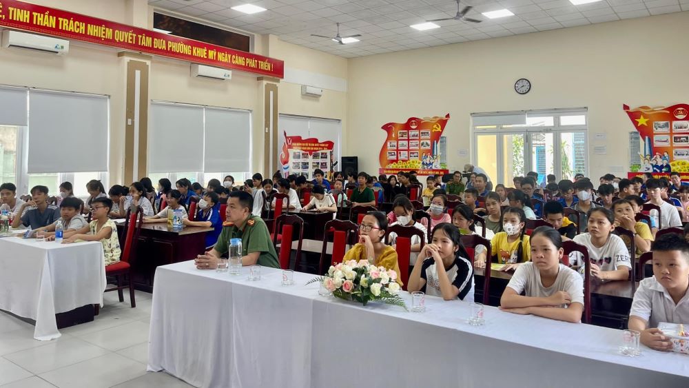 Thanh, thiếu niên Đà Nẵng nhận thức về thuốc lá điện tử. Ảnh: Trần Thi