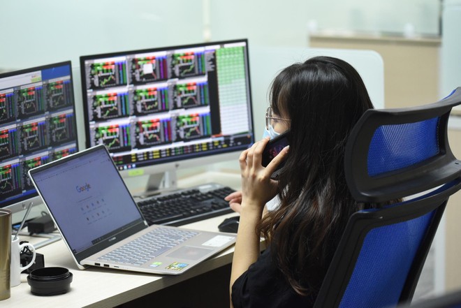 Thị trường chứng khoán có thể phân hóa mạnh hơn và xuất hiện nhiều cơ hội cho nhà đầu tư hơn. Ảnh: Lê Toàn