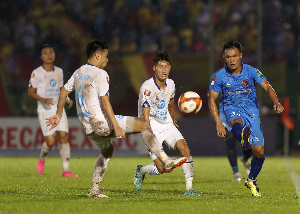 Mùa giải V.League 2024-2025 có gì hấp dẫn?