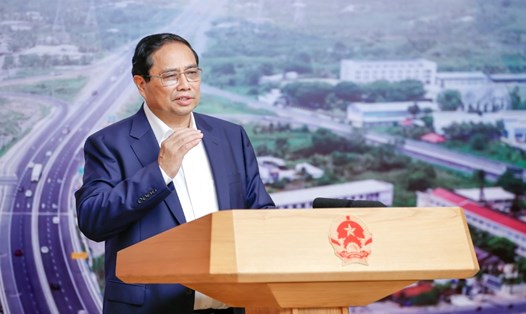 Thủ tướng Chính phủ Phạm Minh Chính yêu cầu Hà Nội sớm phê duyệt điều chỉnh đường sắt đô thị Nam Thăng Long - Trần Hưng Đạo. Ảnh: Nhật Bắc