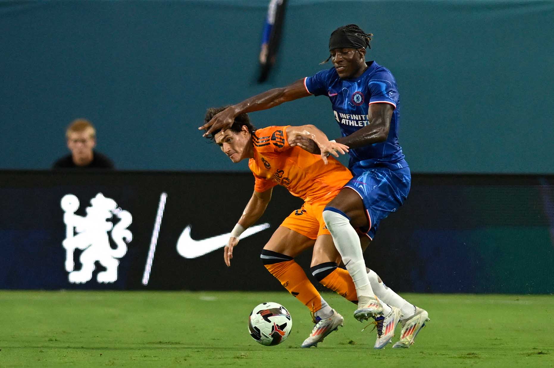 Real Madrid cũng kịp trình làng một số sao trẻ tiềm năng như Mario Martin. Ảnh: AFP