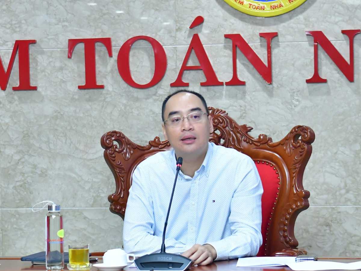 Deputy Auditor General of Vietnam Bùi Quốc Dũng chaired the meeting with the Chartered Institute of Management Accountants.