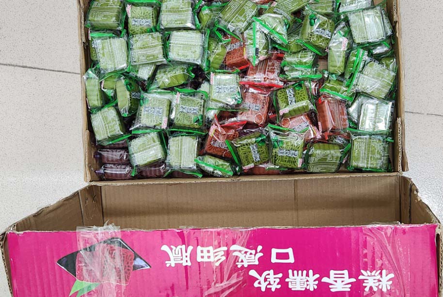 Liên tiếp phát hiện cơ sở bán bánh nướng nhập lậu ở Hà Nội