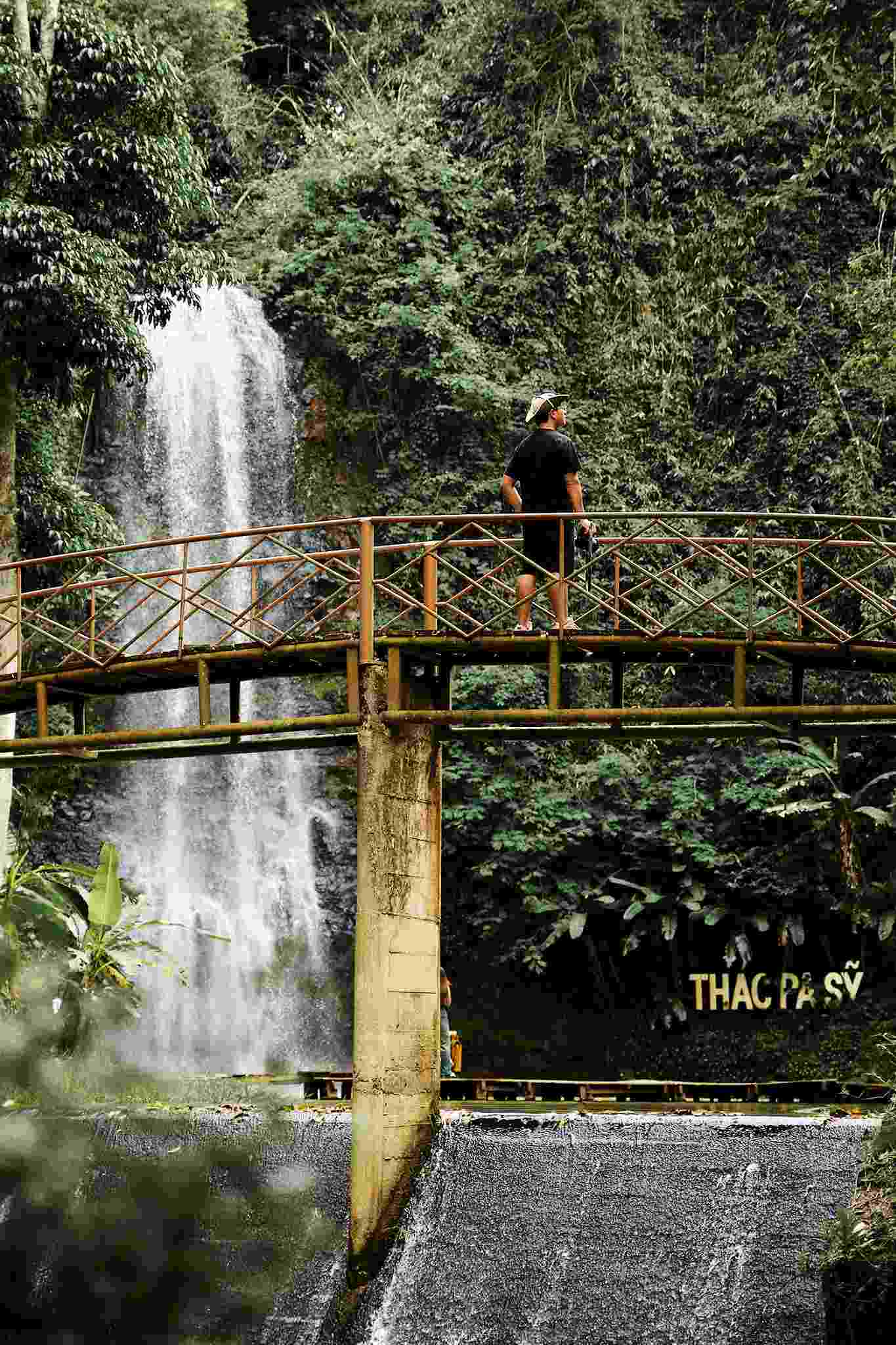 Pa Sy Waterfall - a destination that is hard to miss when traveling to Mang Den. Photo: Minh Duc
